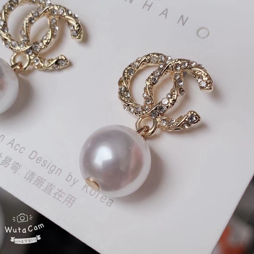 earrings - Picture 2 of 5